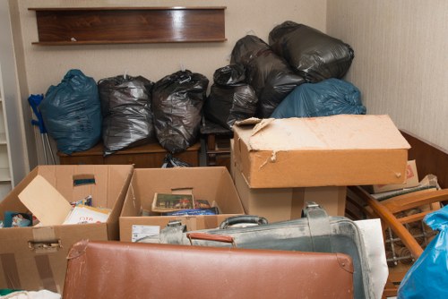 Experienced Kingston professionals handling home clearance